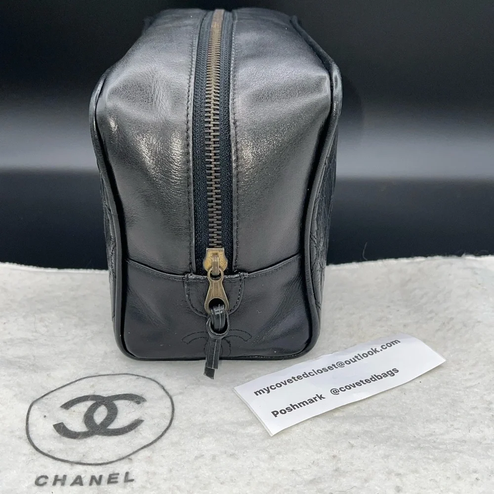 CHANEL Vintage Quilted Black Toiletry Bag Very Good Condition! - Picture 5 of 10